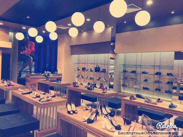 Требуется продавец-консультант