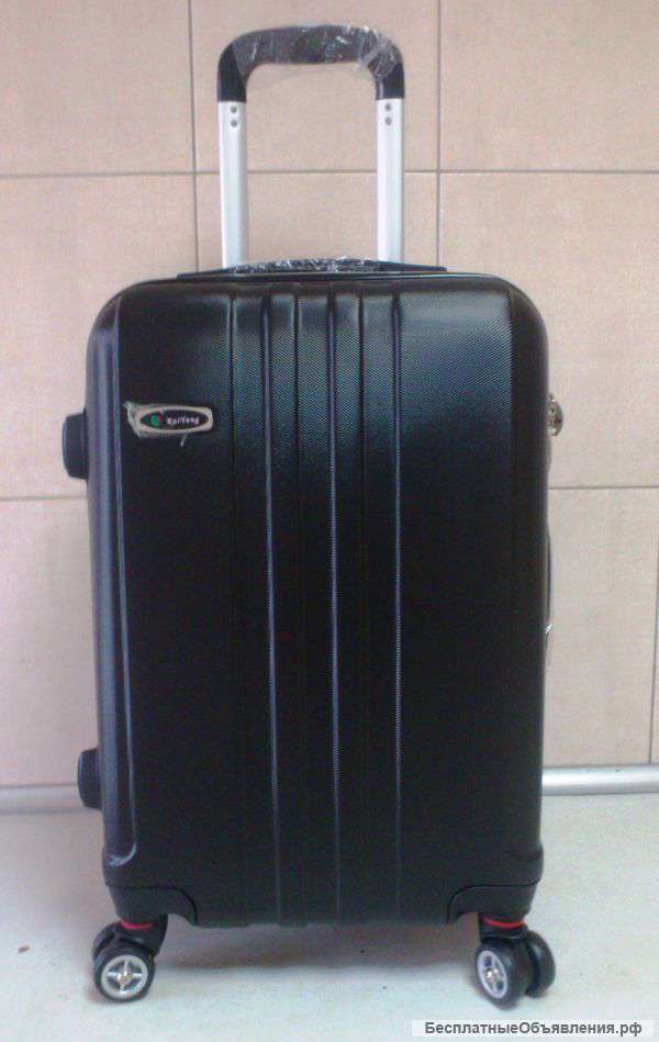 Пластиковый чемодан на колесах новый+доставка