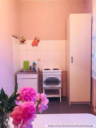 1 к. квартиру 105 с 2/5 в 8 м-не Советская/Донецкая с ремонтом цена 29.500$