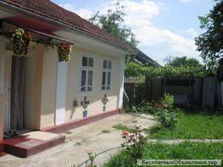 Будинок з вс1ма зручностями в смт.Костриж1вка.Черн1вецько1 обл.