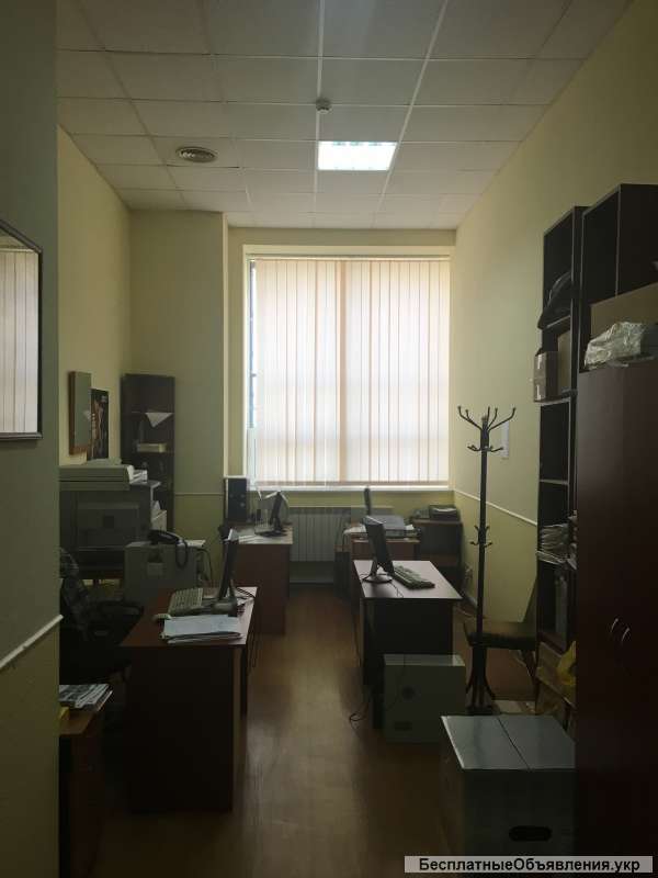 Аренда офиса, сдам 35 м2, 1кабинет, ул. Ванды Василевской, 7