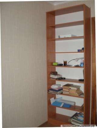 Книжный шкаф