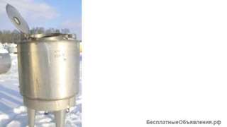 Емкость нержавеющая, объем - 0,65 куб.м., вертикальная