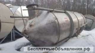 Емкость нержавеющая, объем 11,5 куб.м., вертикальная
