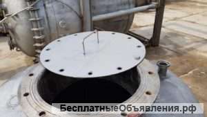 Емкость нержавеющая, объем 1 куб.м., вертикальная