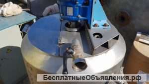 Емкость нержавеющая, объем — 0,1 куб.м., рубашка, термос, эл. нагрев, мешалка