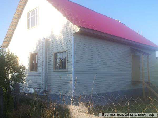 Бревенчатый пятистенный дом