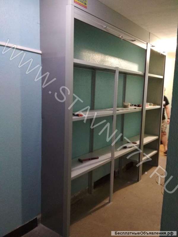 Шкаф в коридор с рольставнями