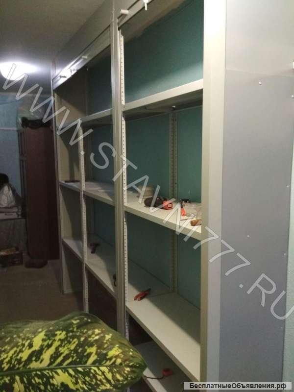 Шкаф в коридор с рольставнями