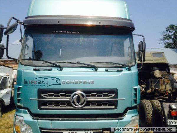 Тягач Dongfeng DFL-321