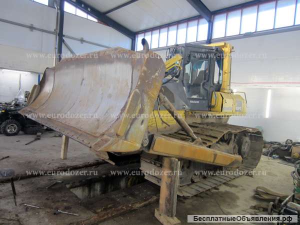 Бульдозер KOMATSU D65, болотоход