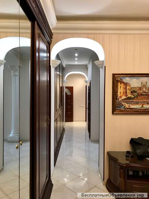 3 ком квартиры по Героев Сталинграда 4. ТОРГ.