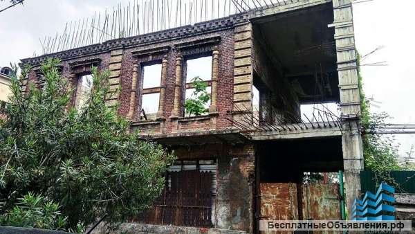 Участок 20 соток с каркасом 2-этажного старинного дома