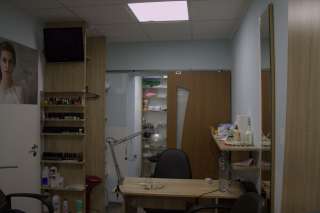 Маникюр-педикюр