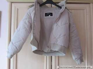 Сіра жіноча куртка