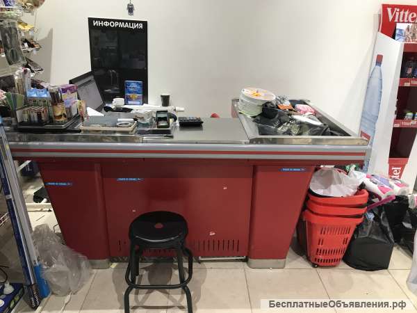 Торговые стеллажи