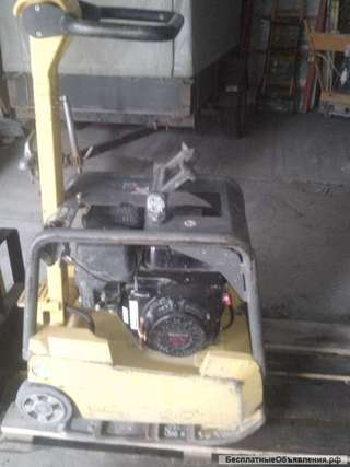 Виброплита реверсивная Wacker Neuson BPU 3050A