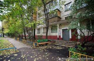 Собственник продам коммуналку 12.4м в 2-к.кв. пешком м.Некрасовка осенью