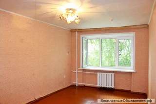 Казань, короленко 40, 18 кв.м. комната со статусом квартиры