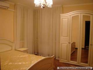 Сдам 2-х комн.кв, евроремонт, новая мебель, 5 мин. пешком м. Осокорки. Сдается впервые.