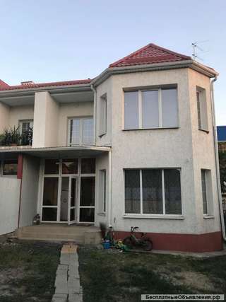 Дом 165 м² на участке 3.3 сот.