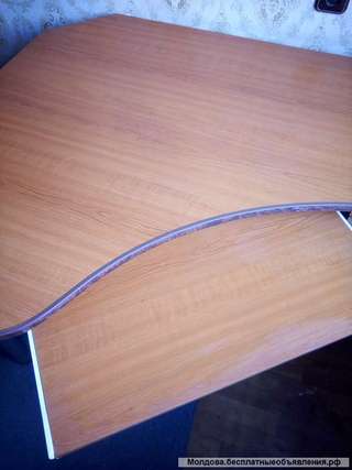 Стол компьютерный