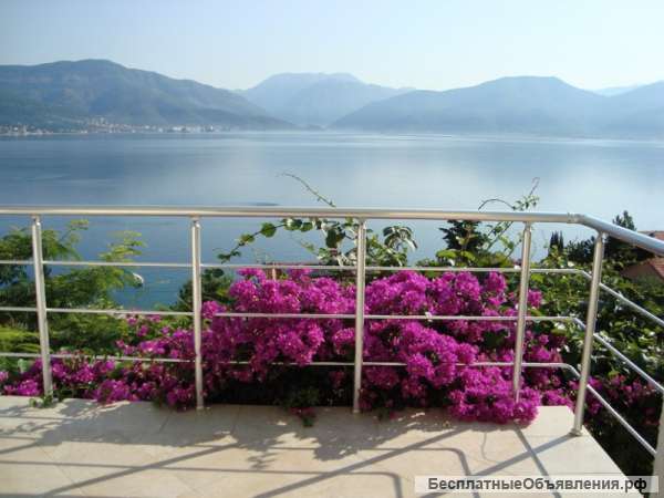 Дом площадью 110 кв.м., Тиват, Черногория