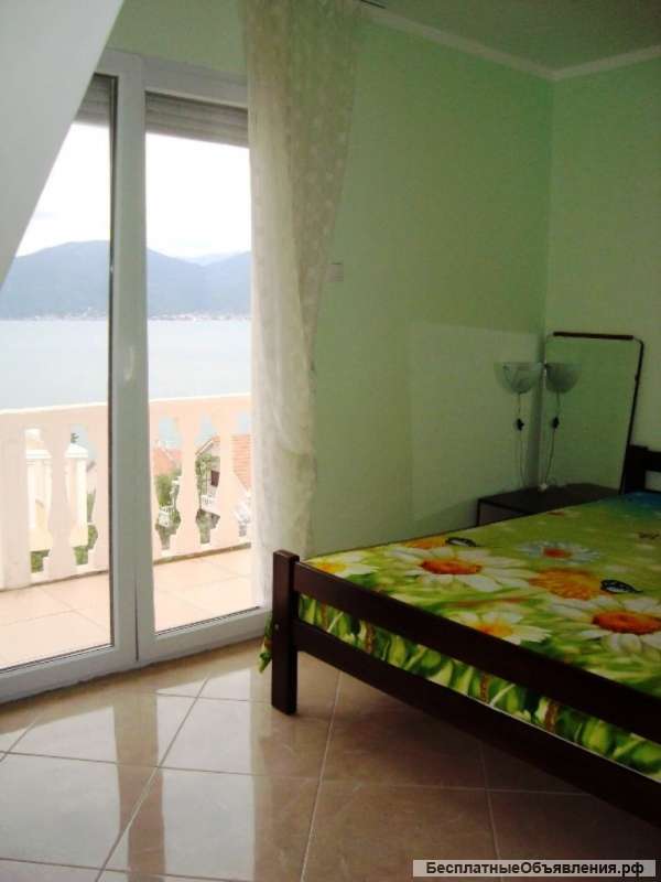 Дом площадью 100 кв.м., Тиват, Черногория