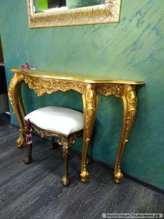 Консоли, журнальные столики, статуэтки