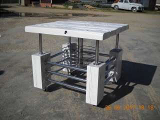 Журнальный столик