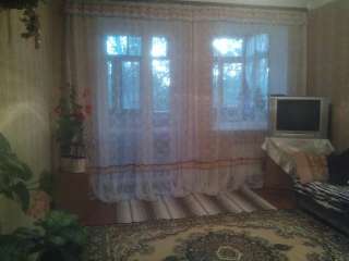 Добротная двушка в центре города Коростень