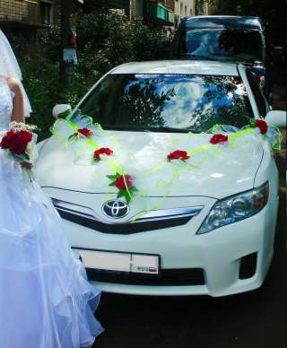 Свадебные ленты на автомобиль