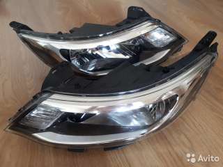 Фара левая, правая на КИА РИО 3 новые