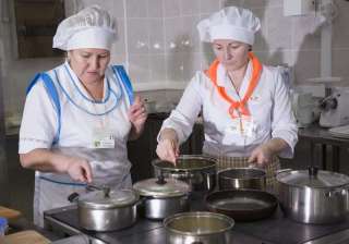 Повар с бесплатным проживанием и питанием