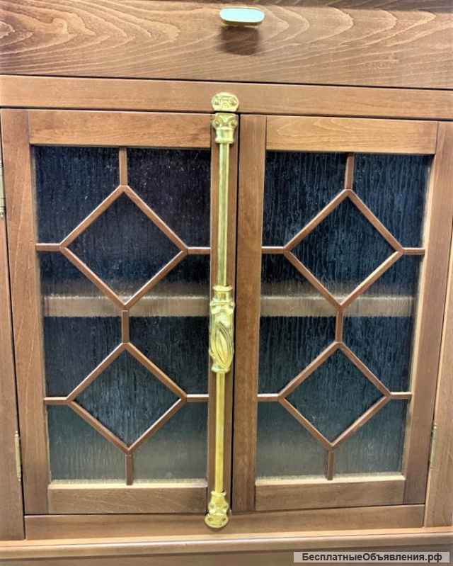 Мебель для кухни из массива ценных пород дерева