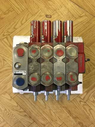 Ремонт гидравлики с трактора К-744 в Харабалях