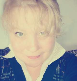 Ищу помощь материально