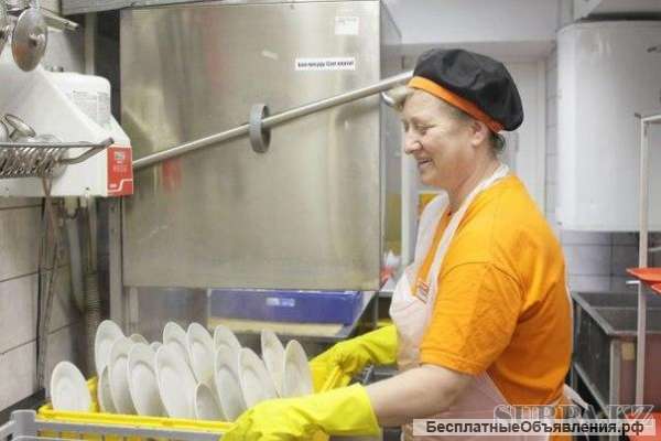 Работники зала в столовую