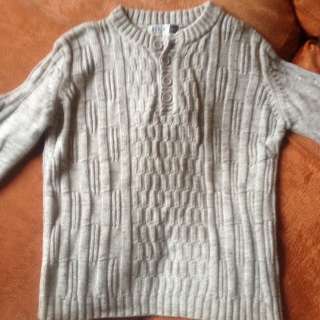 Свитер новый рост 128-134 для мальчика