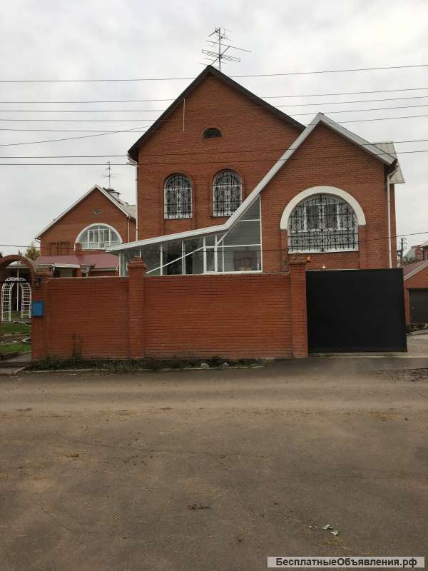 Коттедж меблировонный