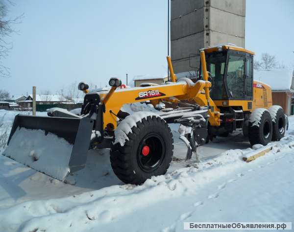 Автогрейдер XCMG GR215