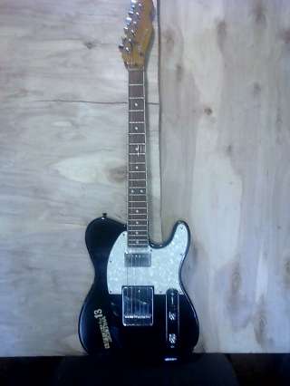 Гитара с подарком