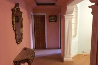 5-к квартира, 108 м², 2/9 эт.Крым, Симферополь