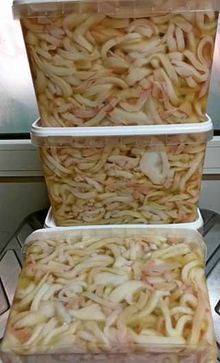 Кальмар в масле
