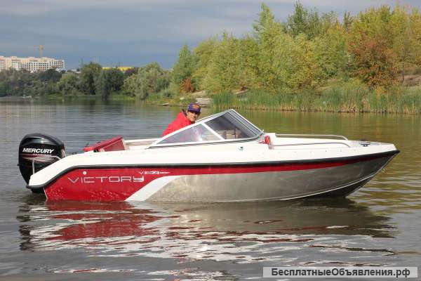 Лодку (катер) Victory 500 Open