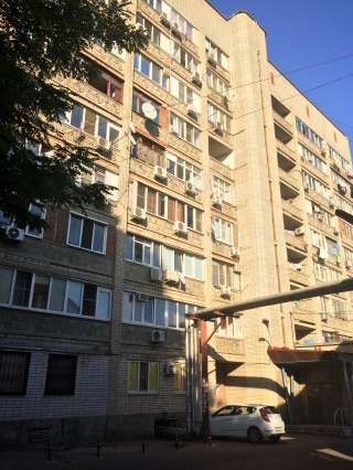 Центр города, ул. Товарная 1 к.кв за 1 350 т.р.