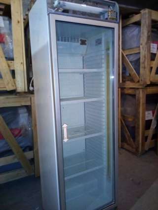 Холодильный шкаф б/у Sfacool
