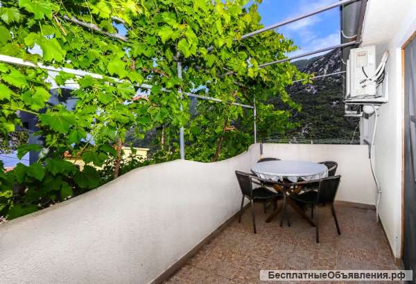 Дом площадью 200 кв.м., Моринь, Котор, Черногория