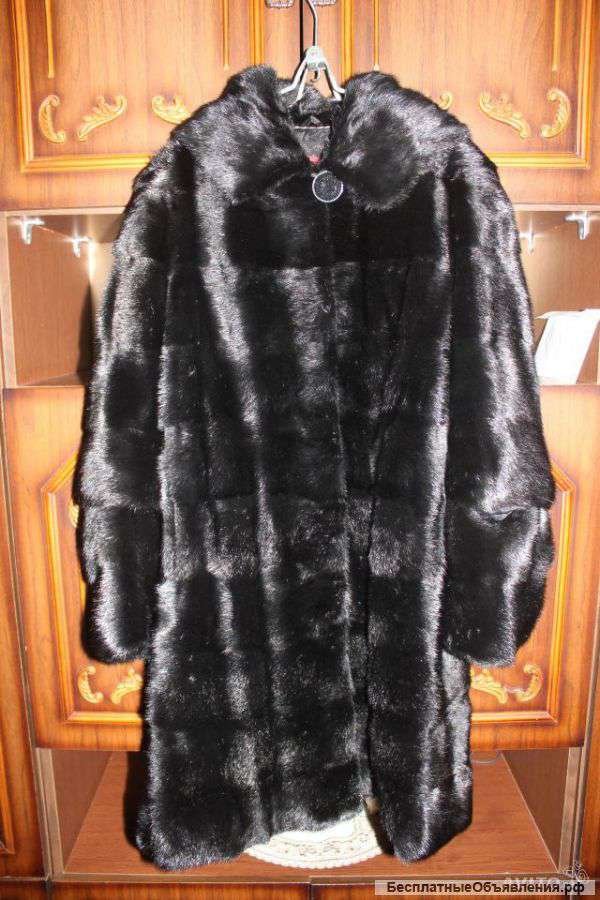 Норковая шуба с капюшоном