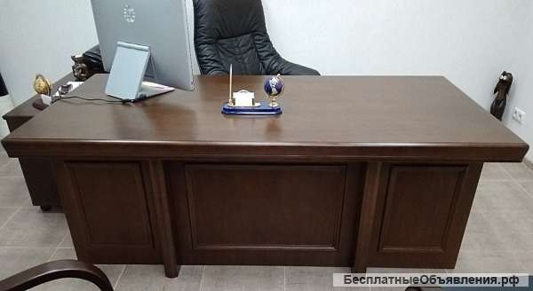 Стол руководителя